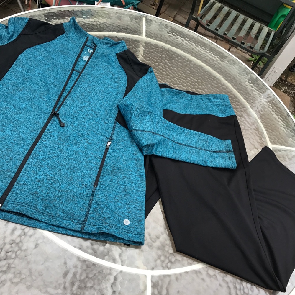 Two Pieces: Liviu Active Jacket + Yoga Pant 18/20